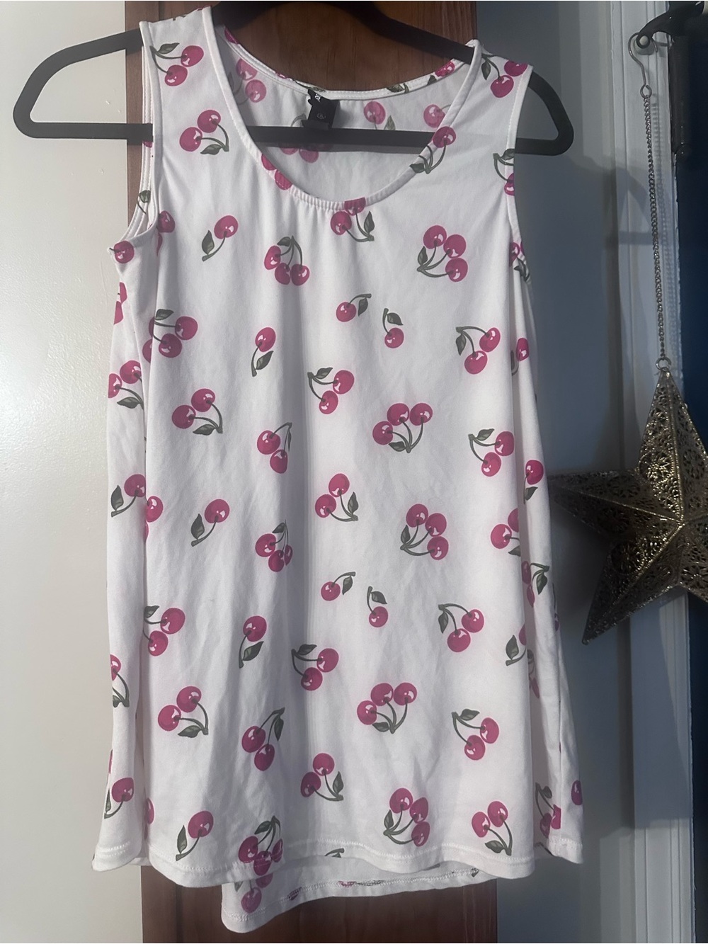 Women’s White Cherry Print flowy tank
